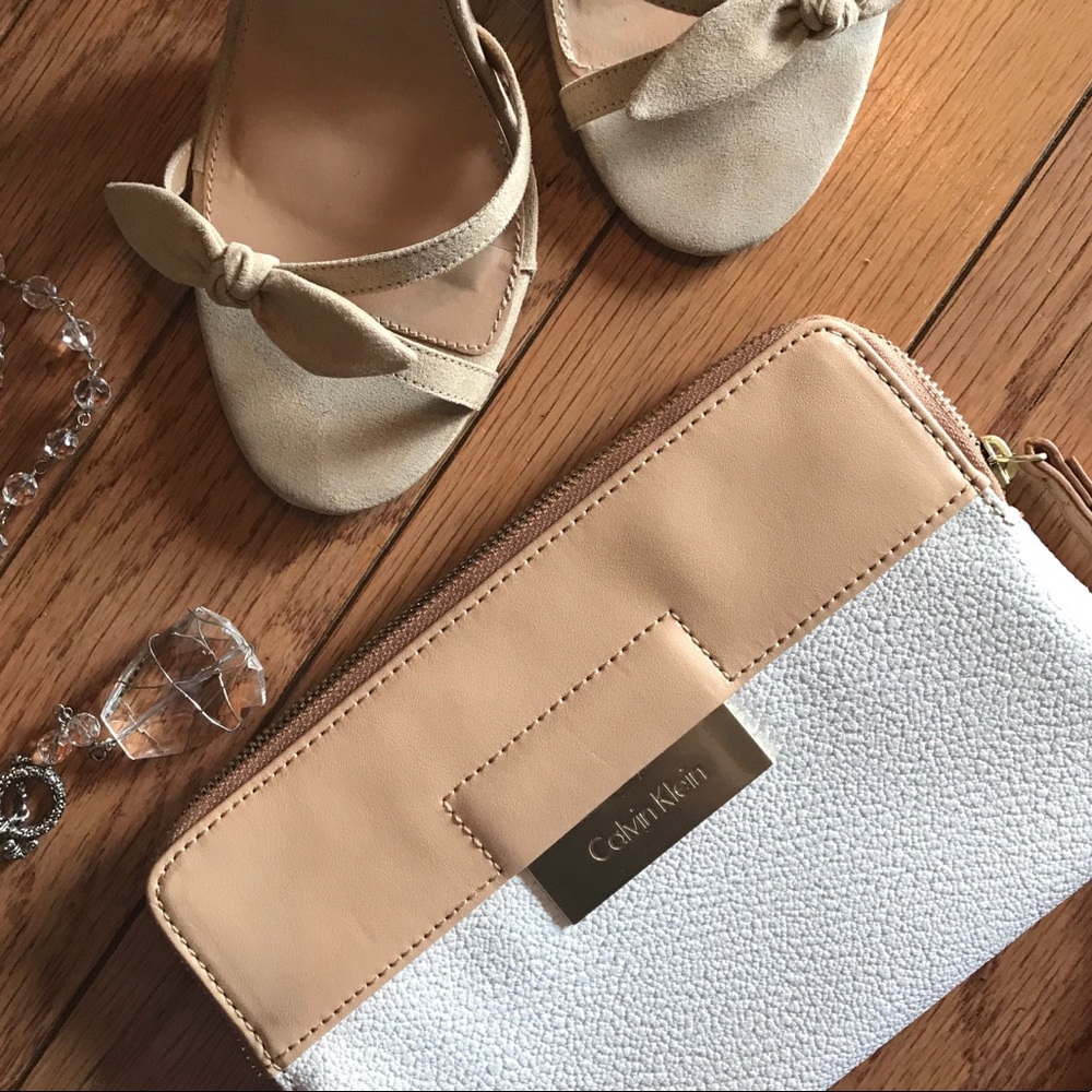 Calvin Klein Wristlet NWOT